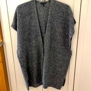 Eileen Fisher Black White Cap Sleeve Organic linen, 49% Wool Knit Long Vest